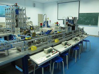 機電一體化系統的基本組成要素與生活實例